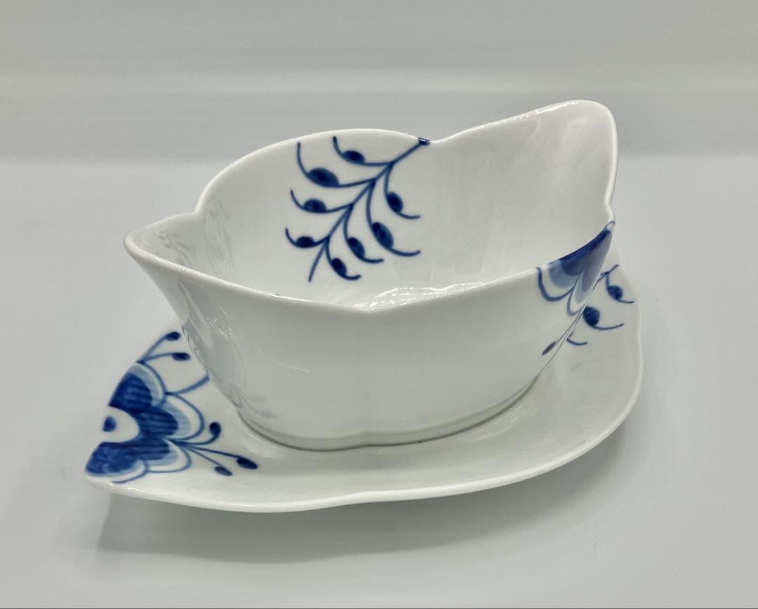 ◯ 【箱あり】ロイヤル コペンハーゲン ブルーフルーテッド メガ ソースボート