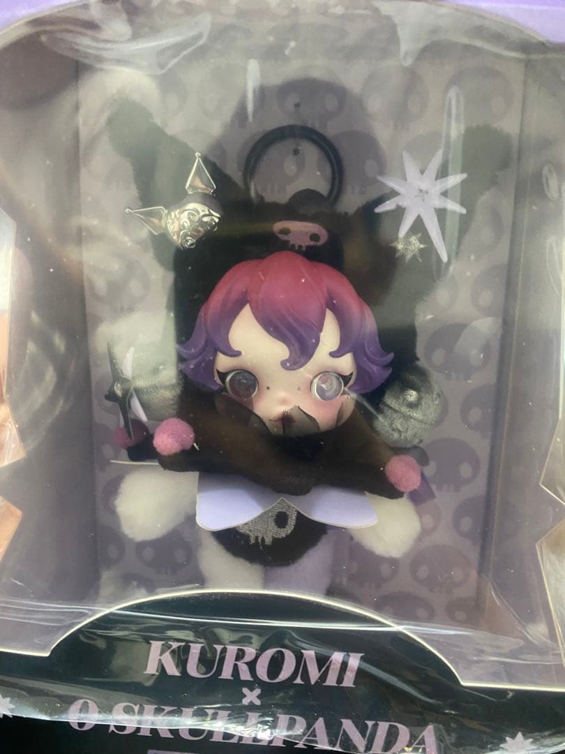 ポップマート スカルパンダ × マイメロディ ぬいぐるみペンダント