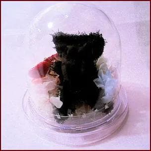 プリザーブドフラワードーム ハート黒ネコ＆レインボーローズ