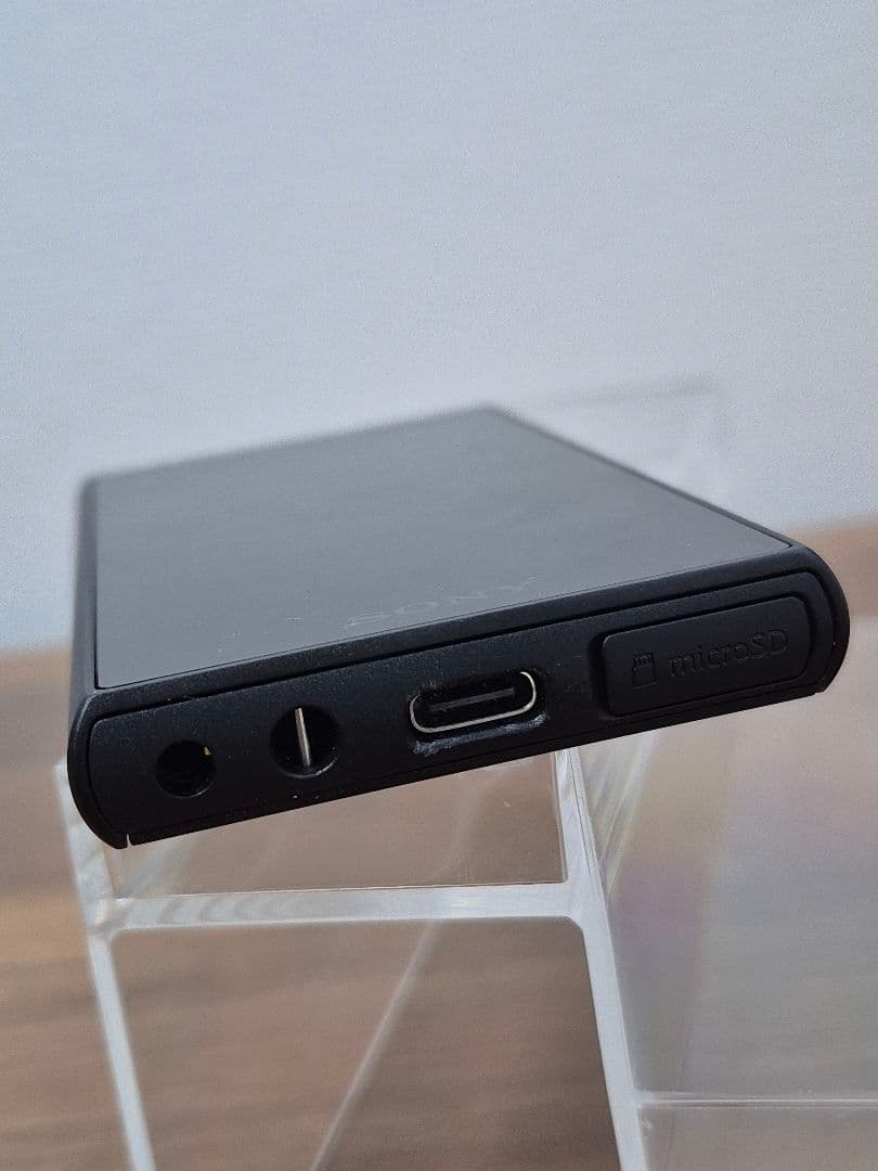 SONY NW-A106 32GB デジタルオーディオプレーヤー　(別売カバー付