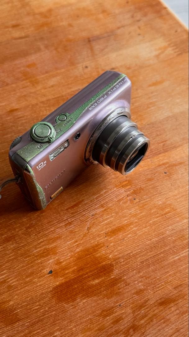 FUJIFILM FINEPIX F80EXR コンパクトデジタルカメラ