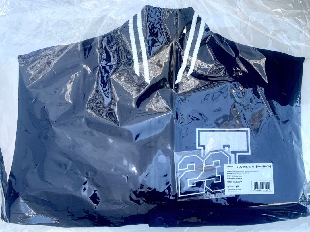 ソンフン　enhypen holiday house2026スタジアムジャケット