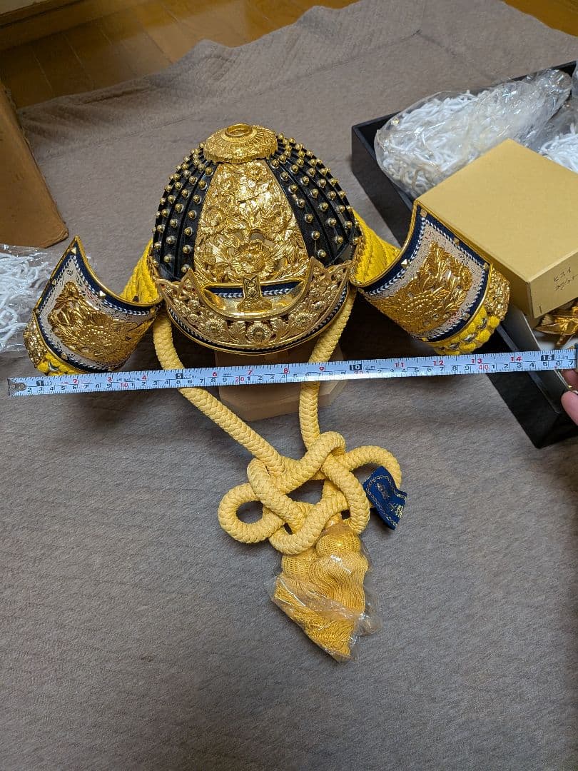 伝統的な五月人形 兜