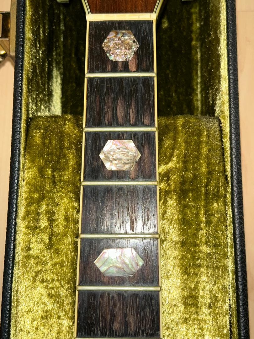 Morris　モーリス　W-80　アコースティックギター ハードケース付き