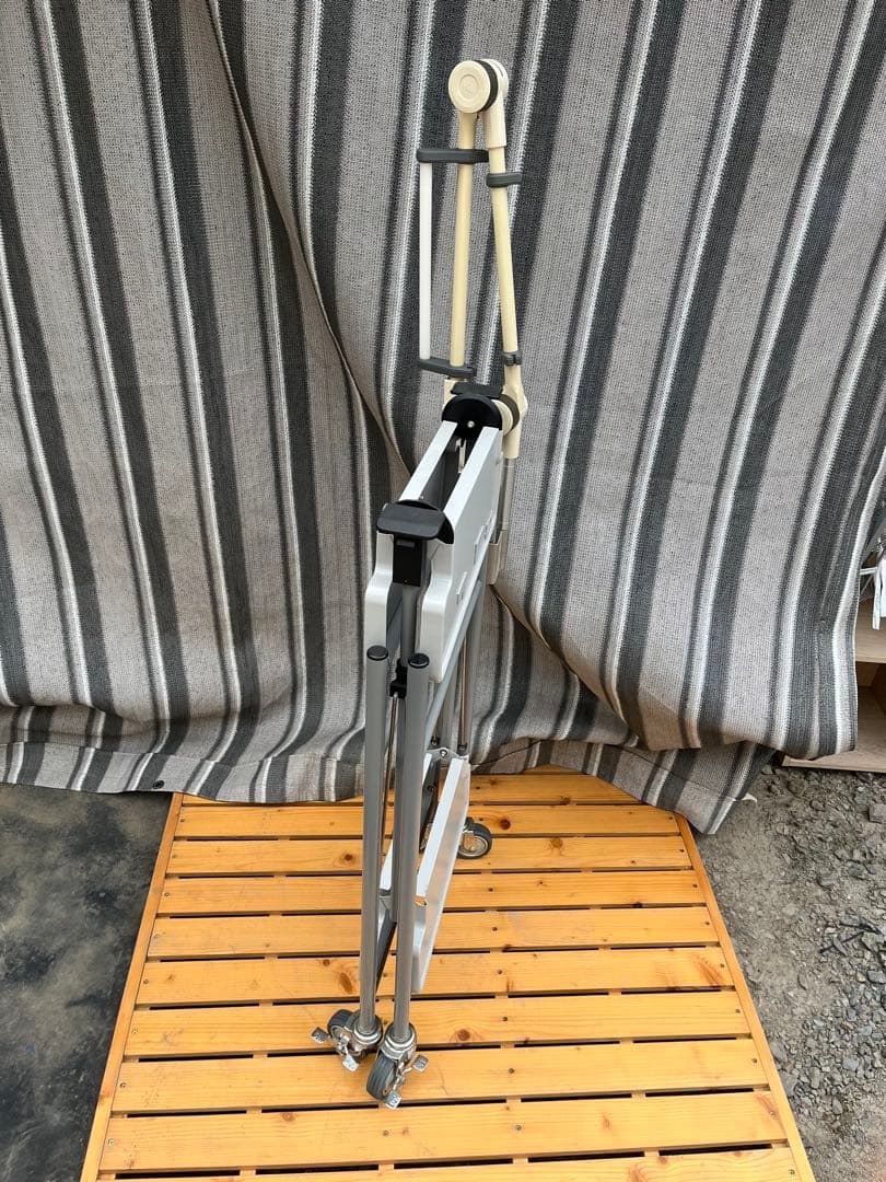 FUKUDA 医療機器　折りたたみワゴン