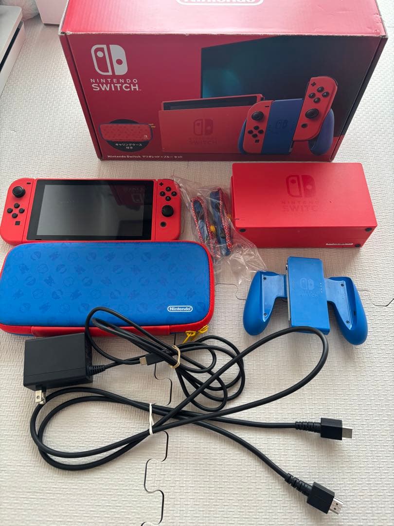 Nintendo Switch 本体 レッド 充電器付き