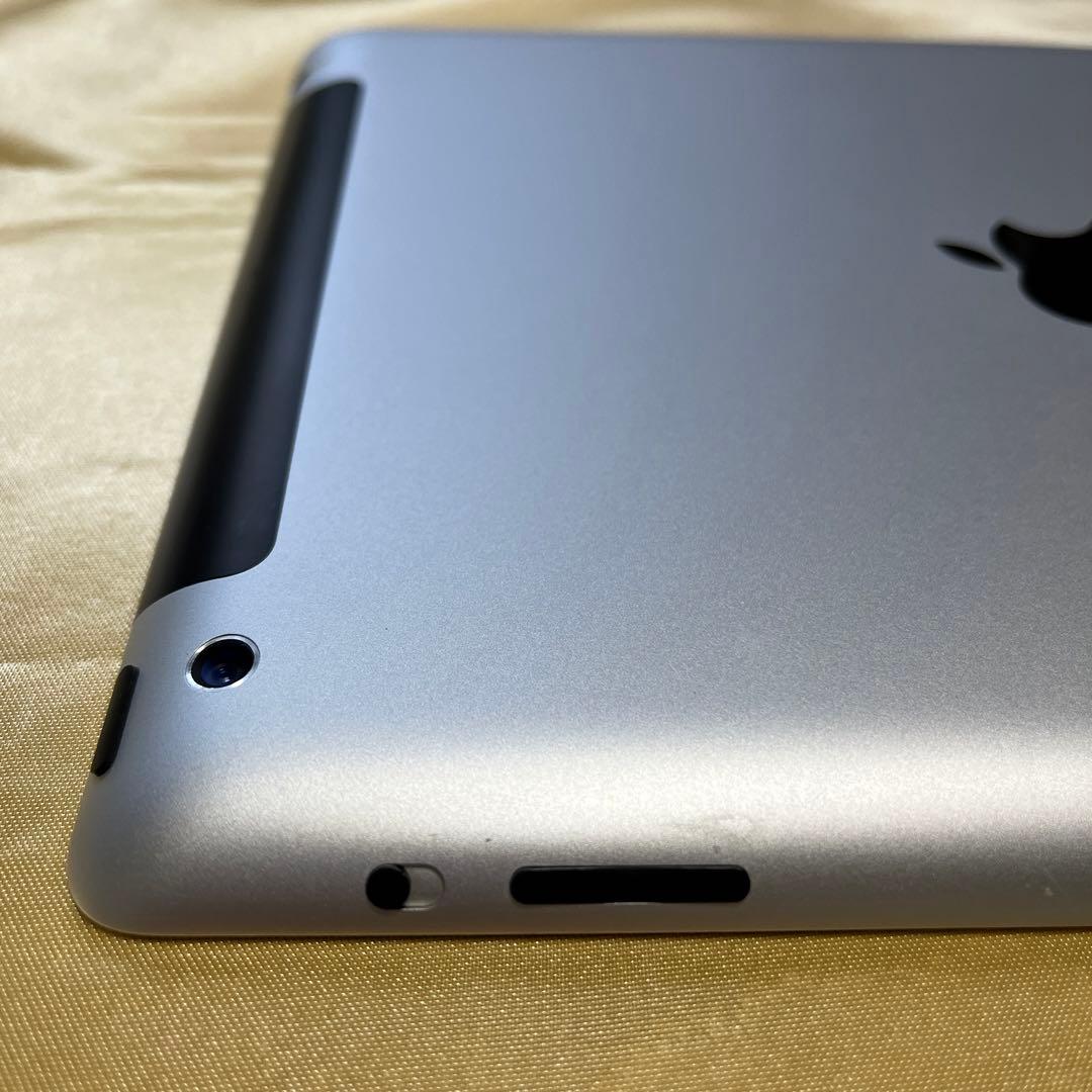 iPad 第3世代　64GB シルバー　Wi-Fi 30ピンduckケーブル