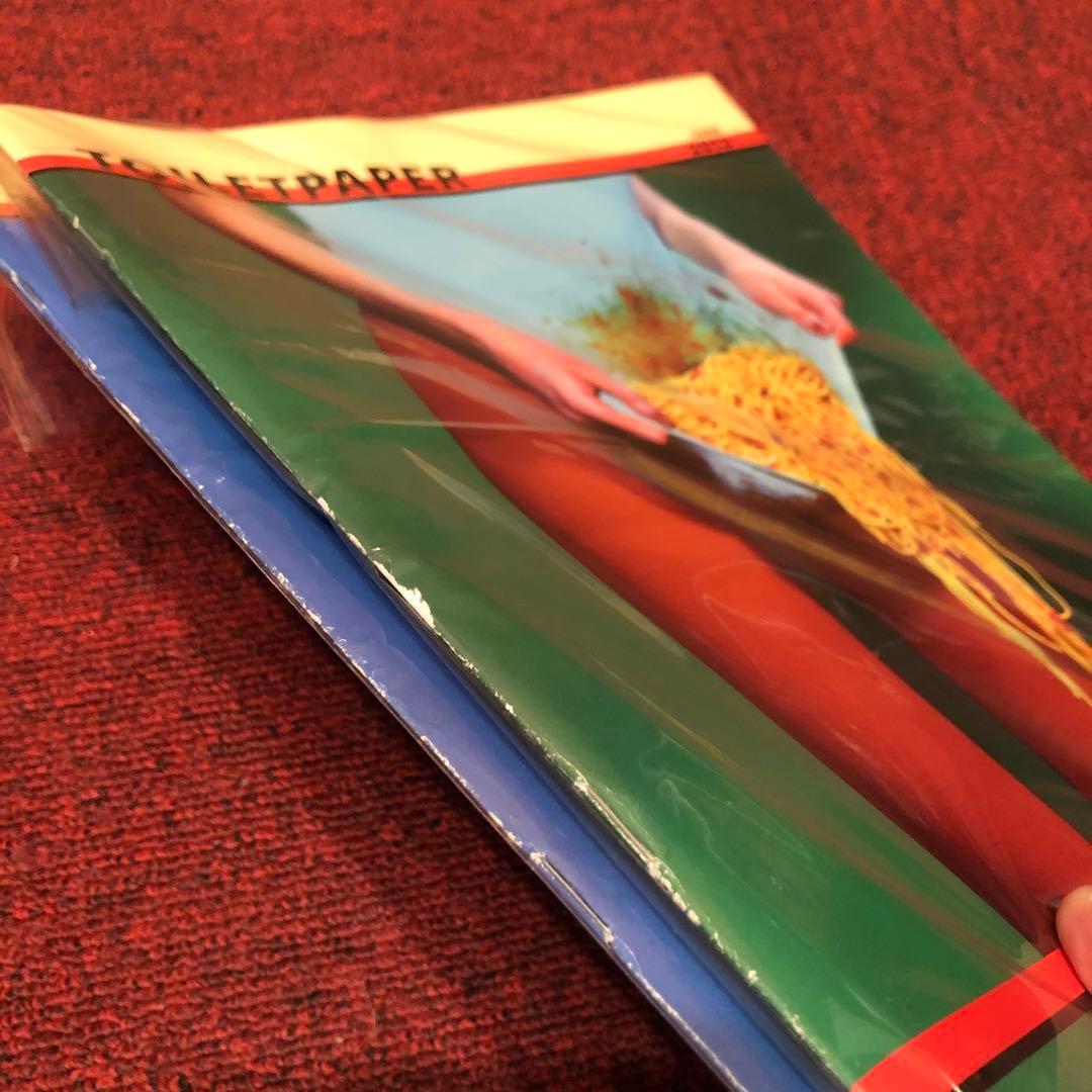 TOILET PAPER magazine トイレットペーパーマガジン　2冊