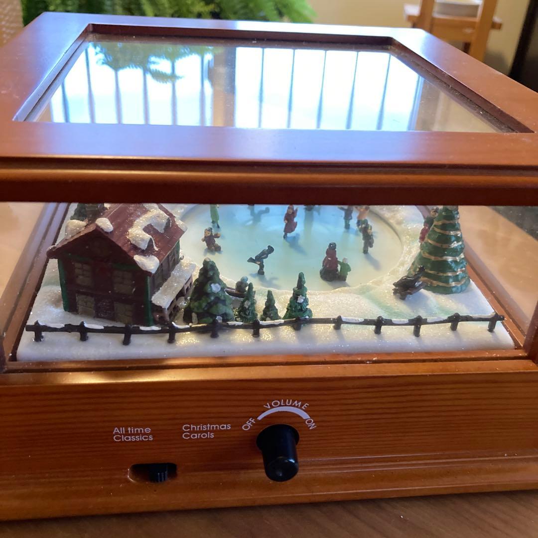 ショーケースオルゴールボックス スケーター　　全50曲