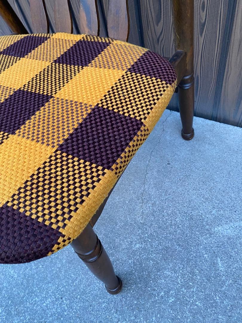 専用です　チェック柄ダイニングチェア　2脚ヒダカグ　レトロ　飛騨家具　木製イス