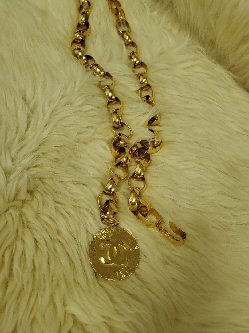 CHANEL シャネルゴールドチェーンベルト