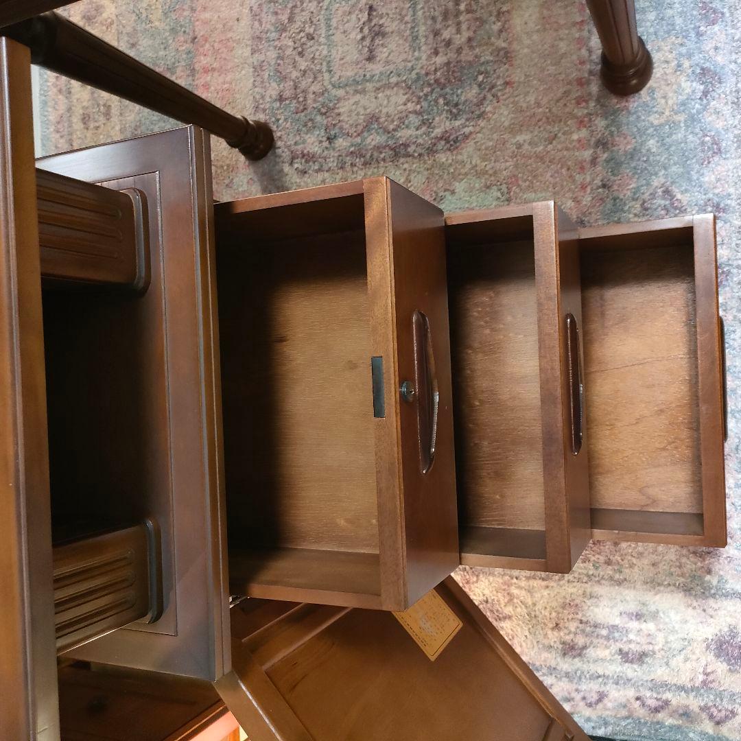 【徳田家具製作所】 官庁・議事堂納入実績メーカー高級家具サイドキャビネットデスク