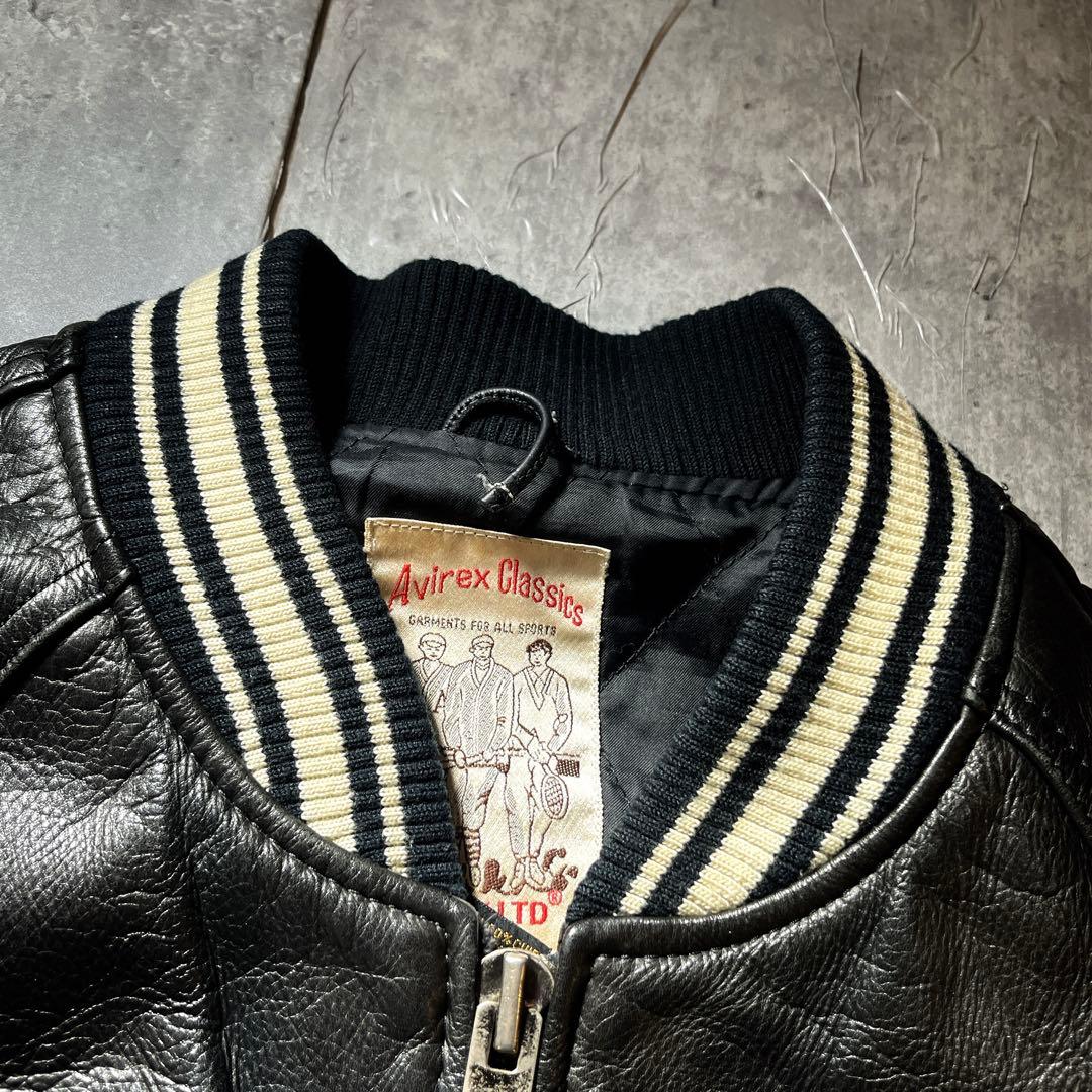 AVIREX 50周年記念モデル 刺繍　本革 レザー スタジャン アーチロゴ