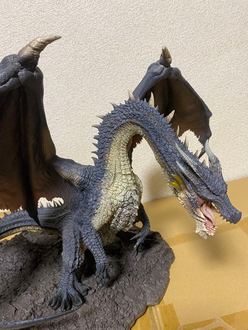 カプコンフィギュアビルダー　クリエイターズモデル　黒龍　ミラボレアス　モンハン
