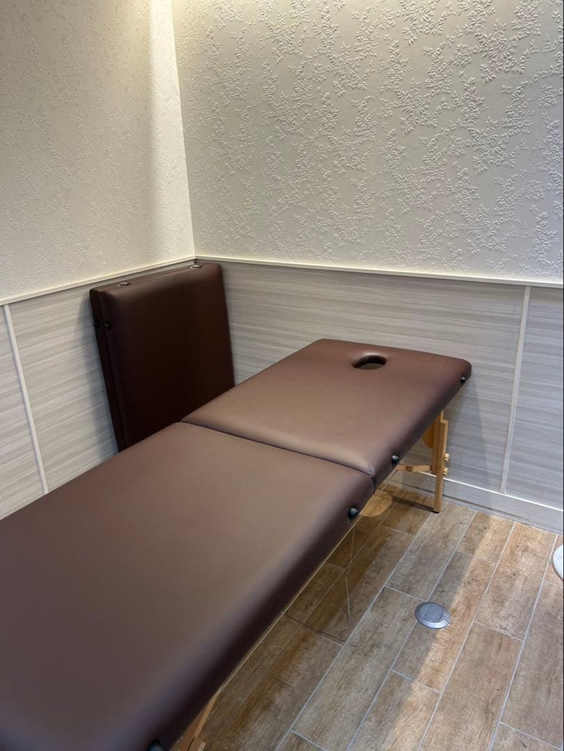 折りたたみベッド ブラウン 185cm x 70cm マッサージベット　ベット