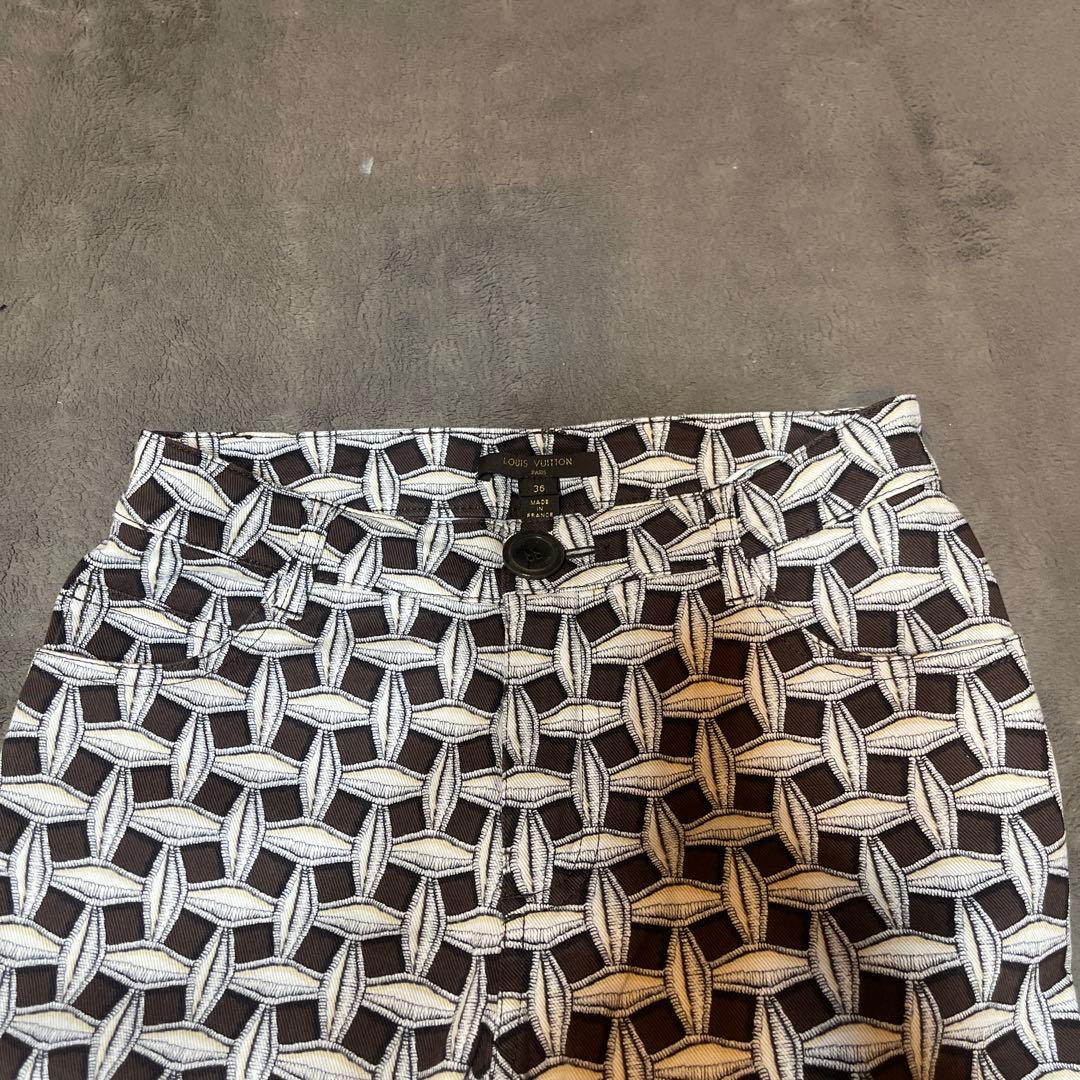LOUIS VUITTON ルイヴィトン　パンツ　36サイズ