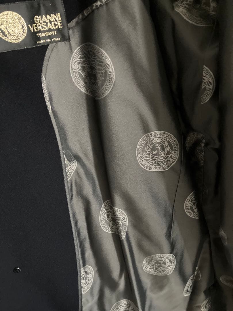 GIANNI VERSACE 黒ロングコート