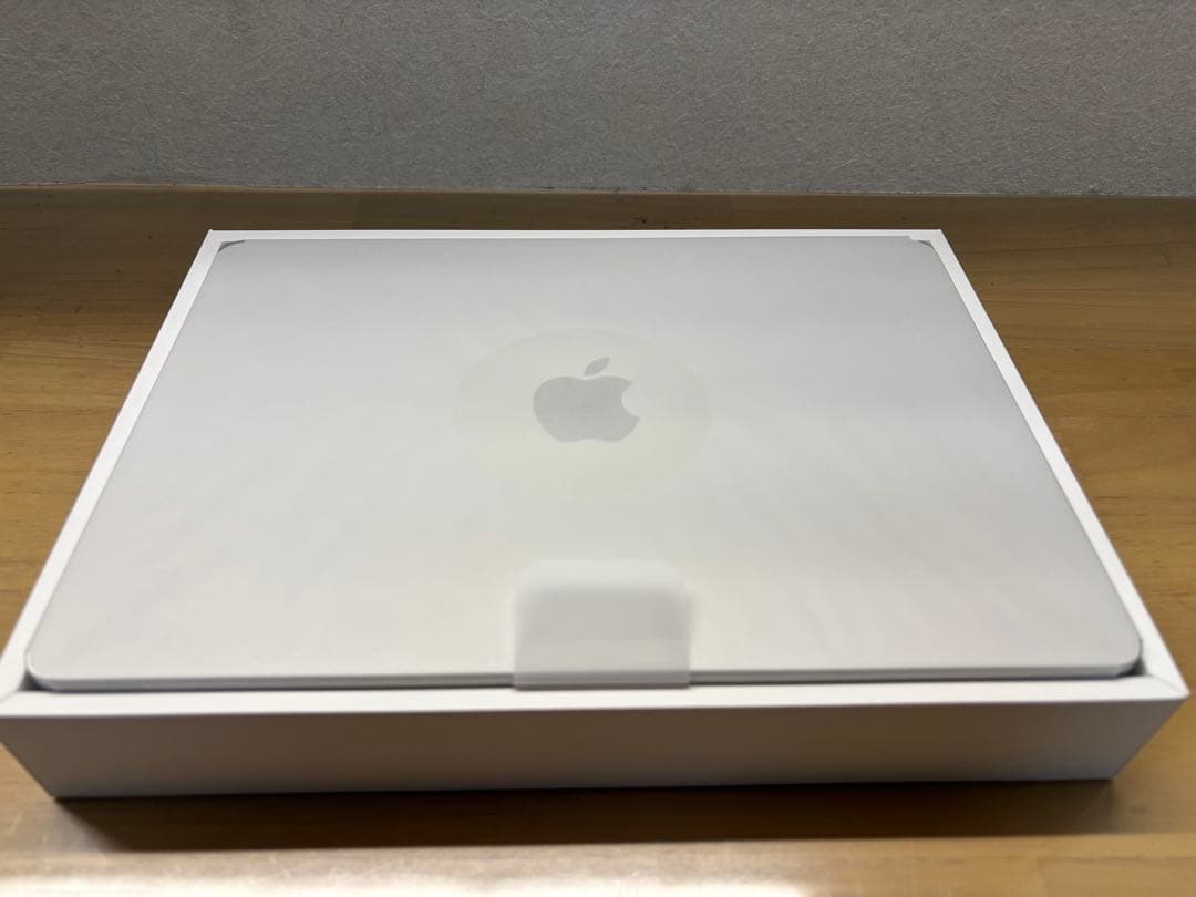 極美品 MacBook Air 13インチM2 スターライト