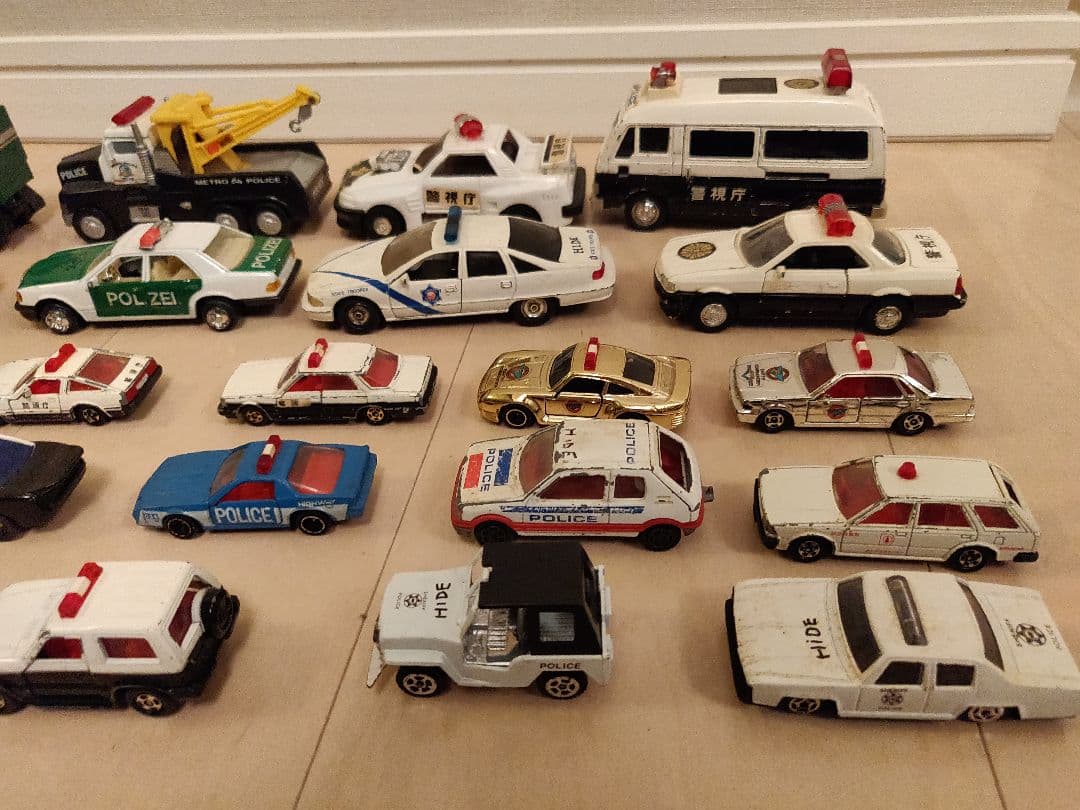 世界のパトカー　セット