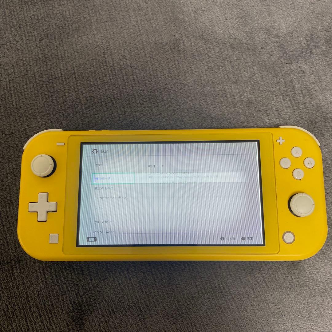 Nintendo Switch Lite イエロー 画面シマシマ