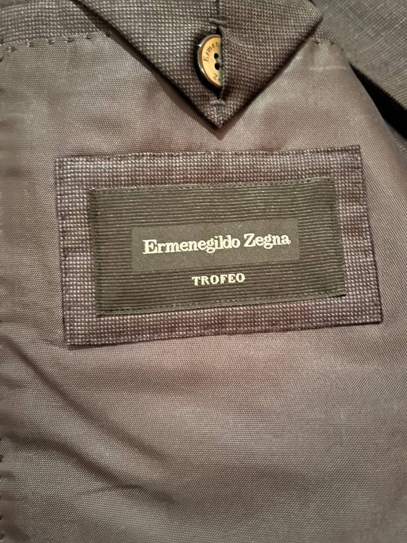 Ermenegildo Zegna トロフェオ　ダークグレー スーツ　48C
