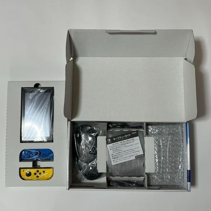 【中古】Nintendo Switch フォートナイトSpecialセット