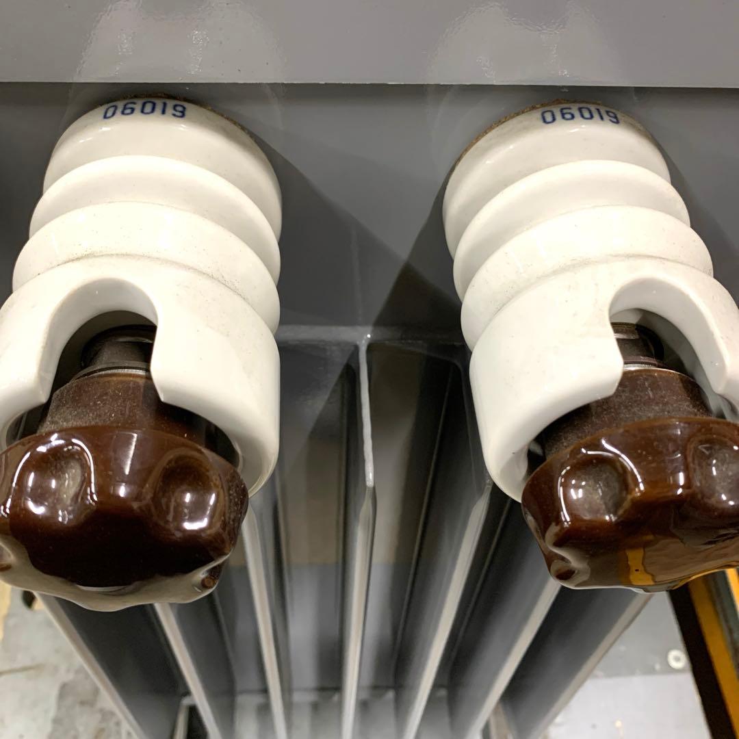 トランス【117kg】【30kVA】2014年