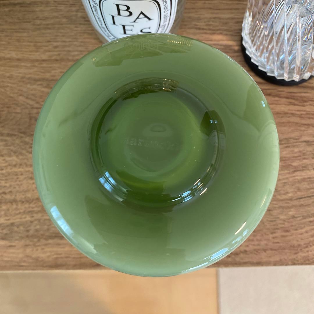 【美品】マリメッコ　marimekkoライトグリーン 丸型花瓶