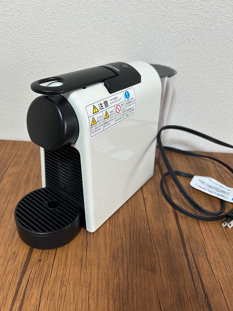Nespresso エスプレッソマシン ホワイト D30 エアロチーノセット