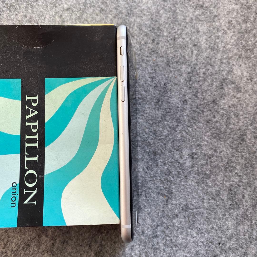 S*）様 iPhone 8 64G ジャンク