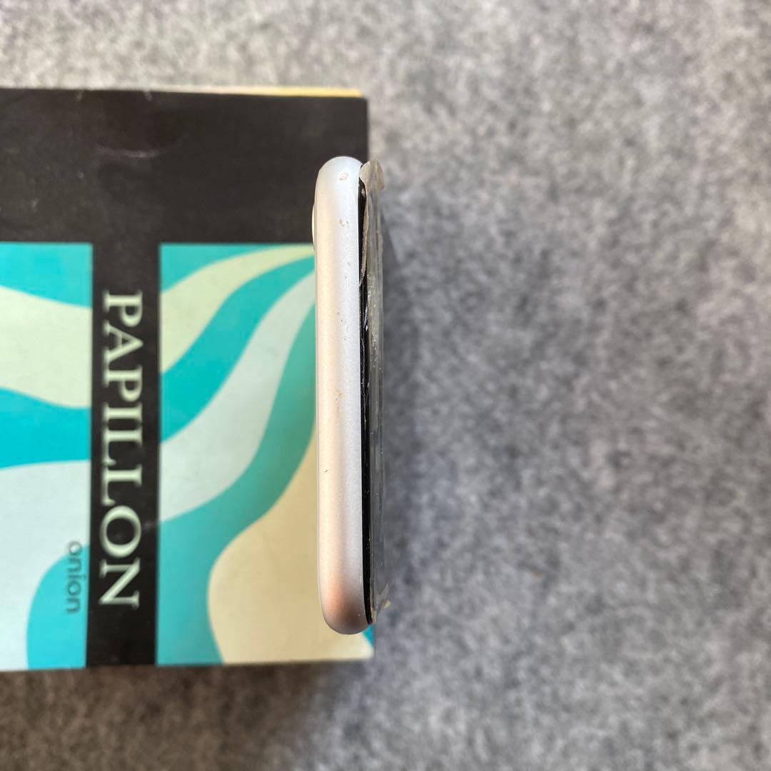 S*）様 iPhone 8 64G ジャンク