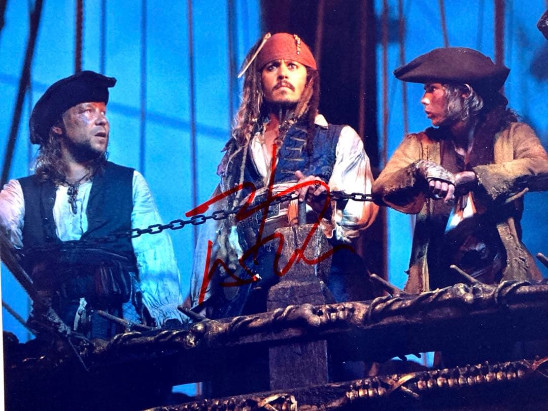 ジョニー・デップ直筆サイン入り超大型写真…