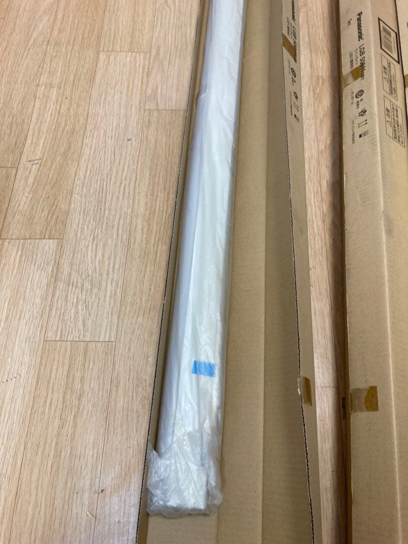 Panasonic LEDラインライト　③